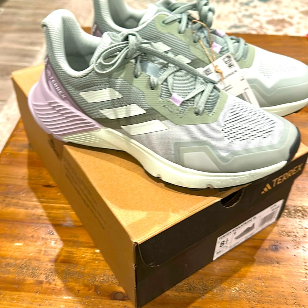 Adidas Women's Terrex Soulstride Trail Running Shoes New In Box NWT.